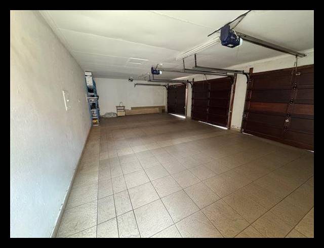 4 BEDROOM HOUSE FOR SALE IN VAN RIEBEECK PARK